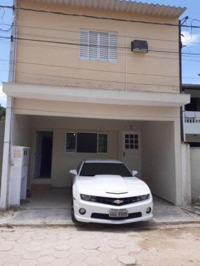 Casa a 80m da Praia das Toninhas